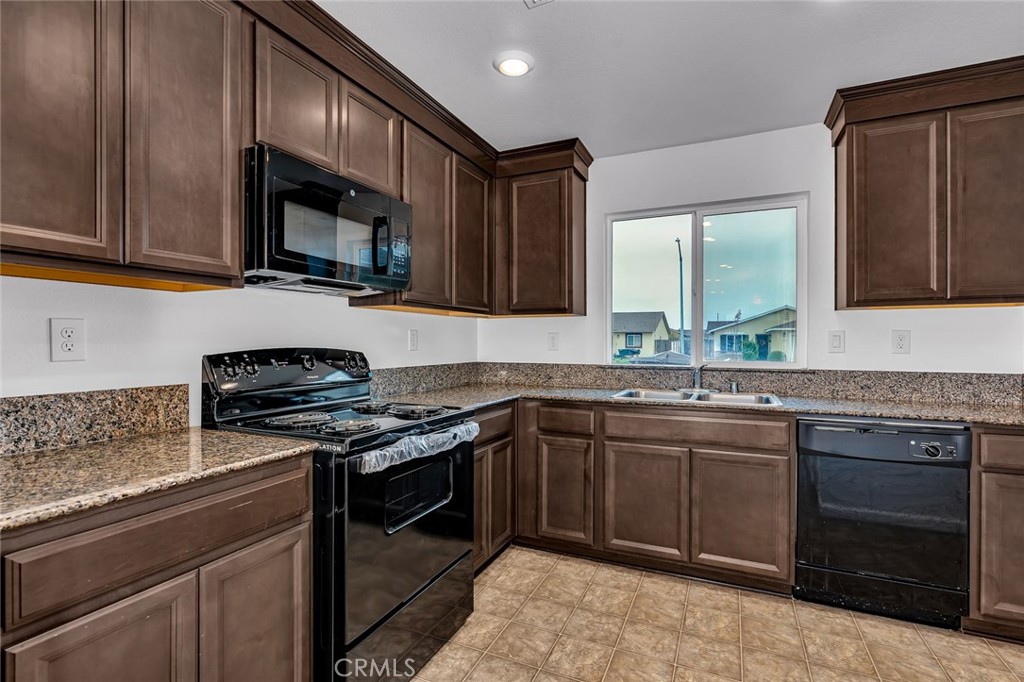 756 Marcelina Ct, Merced, CA 95341