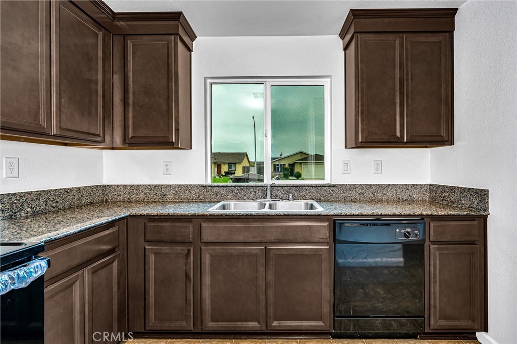 756 Marcelina Ct, Merced, CA 95341