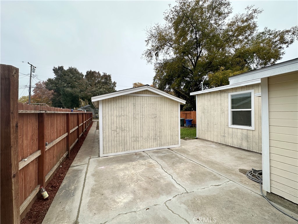 828 W 23rd St, Merced, CA 95340