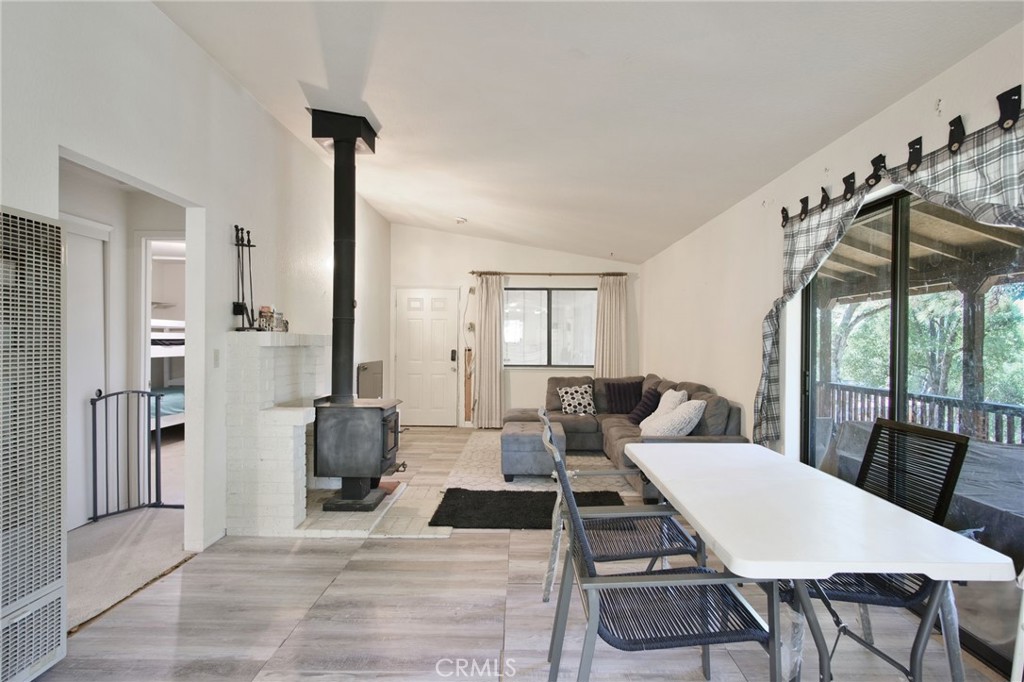 20524 Echo Ct, Groveland, CA 95321