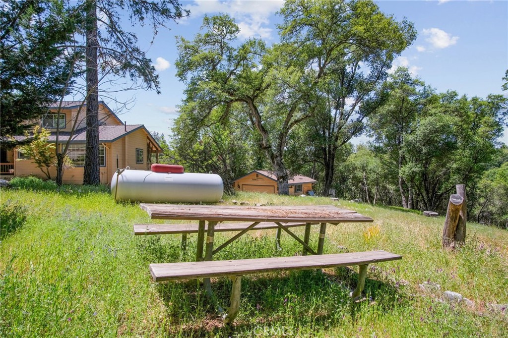 20524 Echo Ct, Groveland, CA 95321