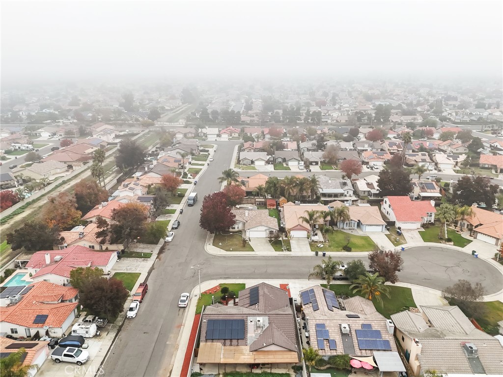 952 Upp Ct, Hanford, CA 93230