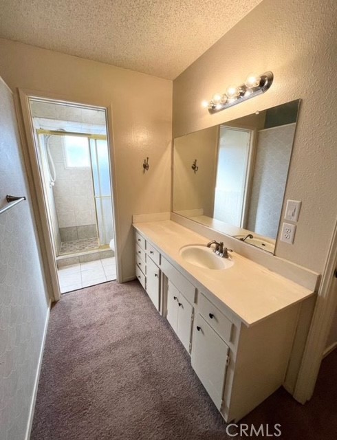 3056 Bedford, Merced, CA 95340