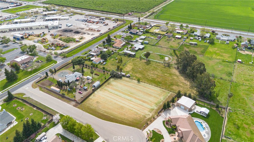 965 N Bryant Ct, Merced, CA 95341