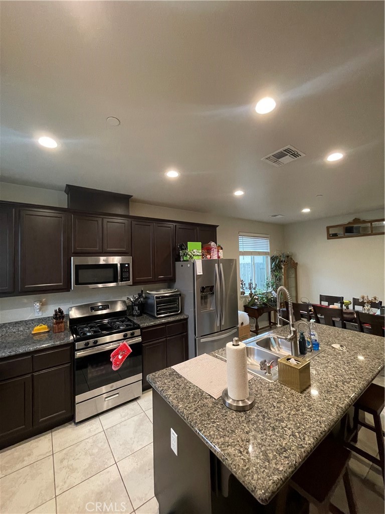 1478 Woodbury Ct, Merced, CA 95348