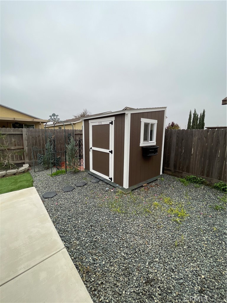 1478 Woodbury Ct, Merced, CA 95348