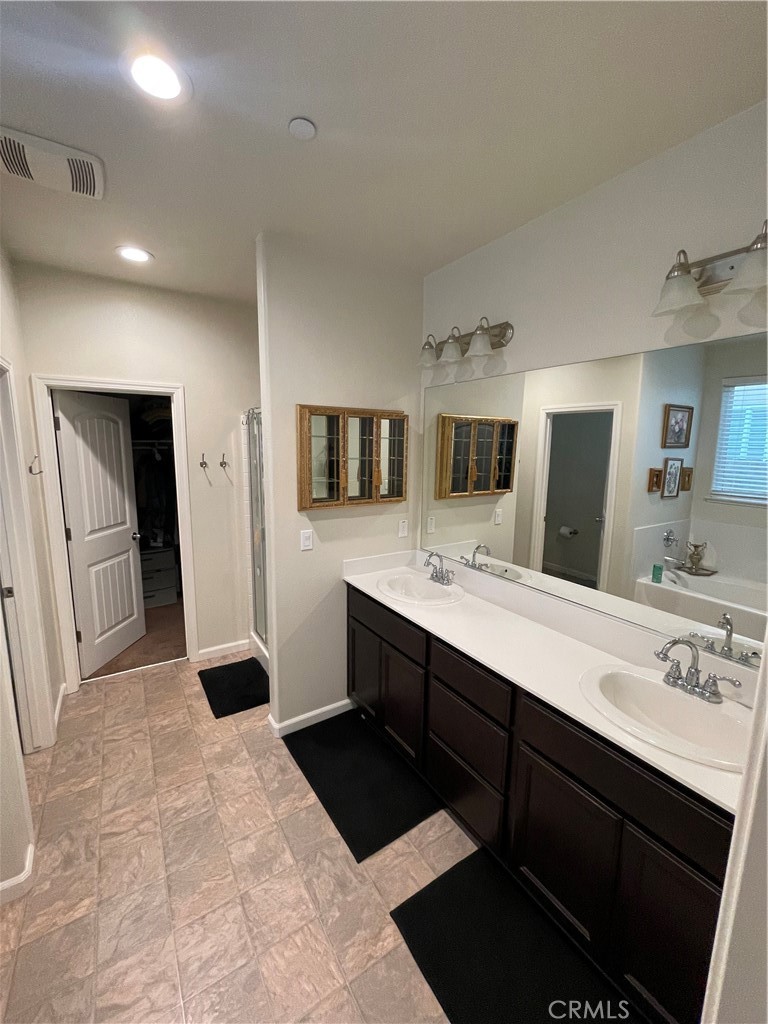 1478 Woodbury Ct, Merced, CA 95348