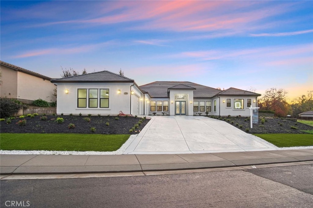 10221 Savannah Ct, Oakdale, CA 95361