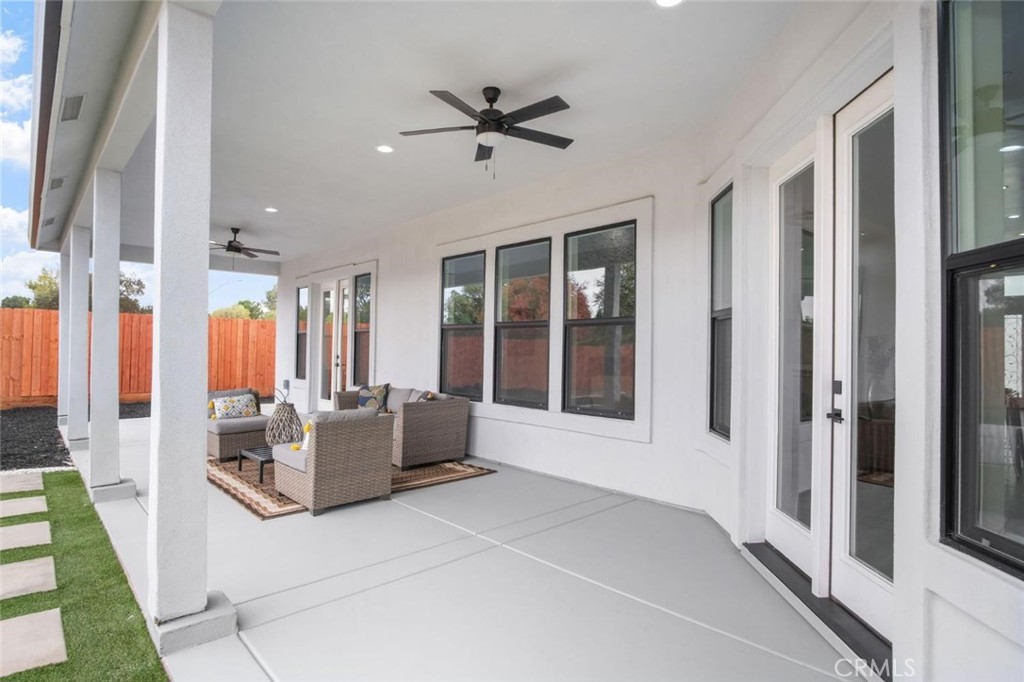 10221 Savannah Ct, Oakdale, CA 95361