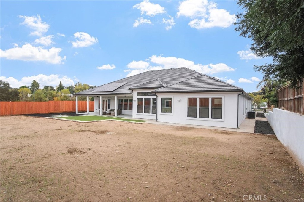 10221 Savannah Ct, Oakdale, CA 95361