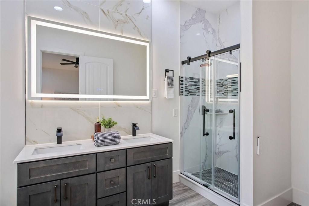 10221 Savannah Ct, Oakdale, CA 95361