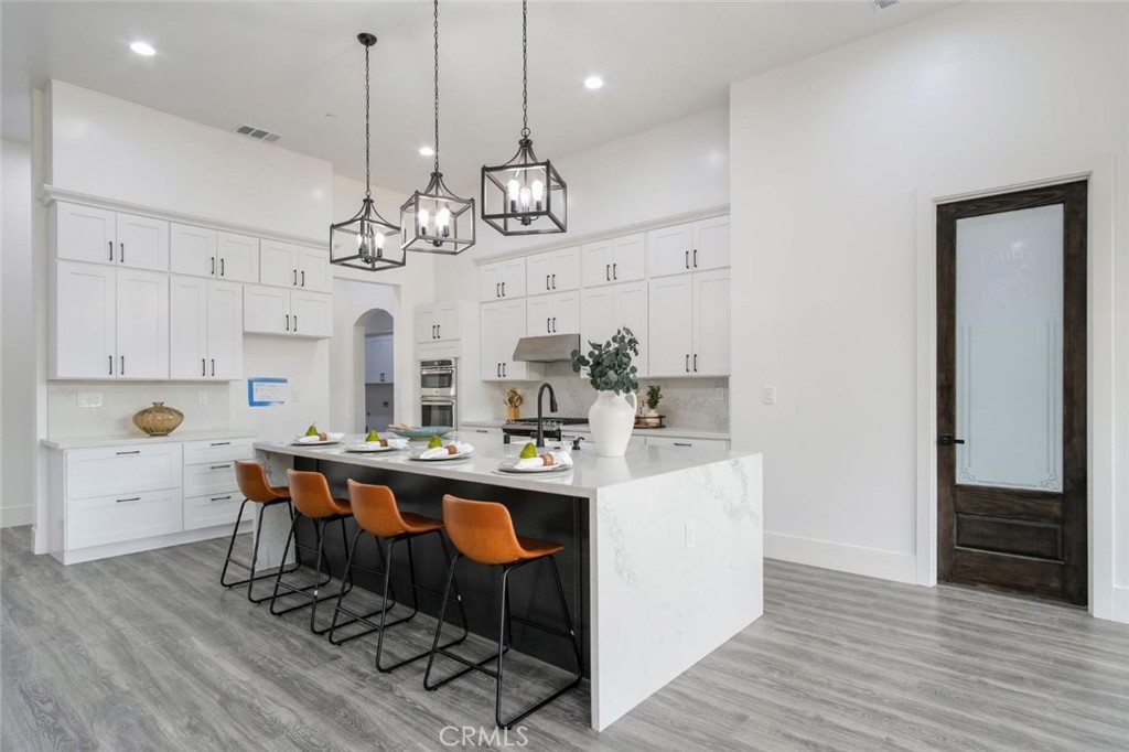 10221 Savannah Ct, Oakdale, CA 95361