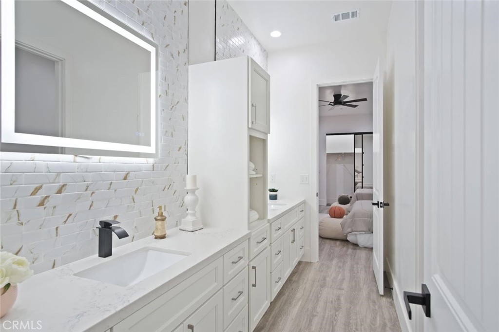 10221 Savannah Ct, Oakdale, CA 95361