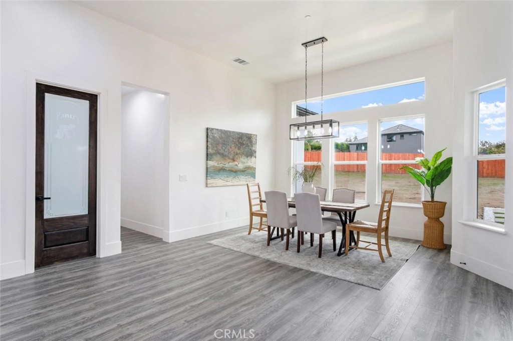 10221 Savannah Ct, Oakdale, CA 95361