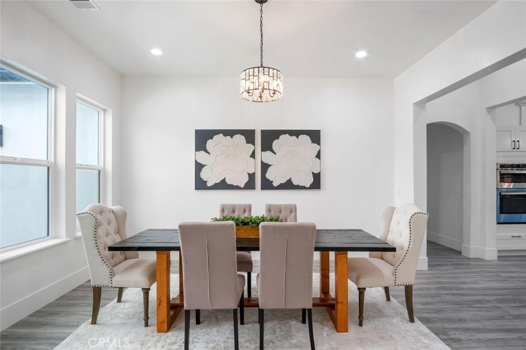 10221 Savannah Ct, Oakdale, CA 95361