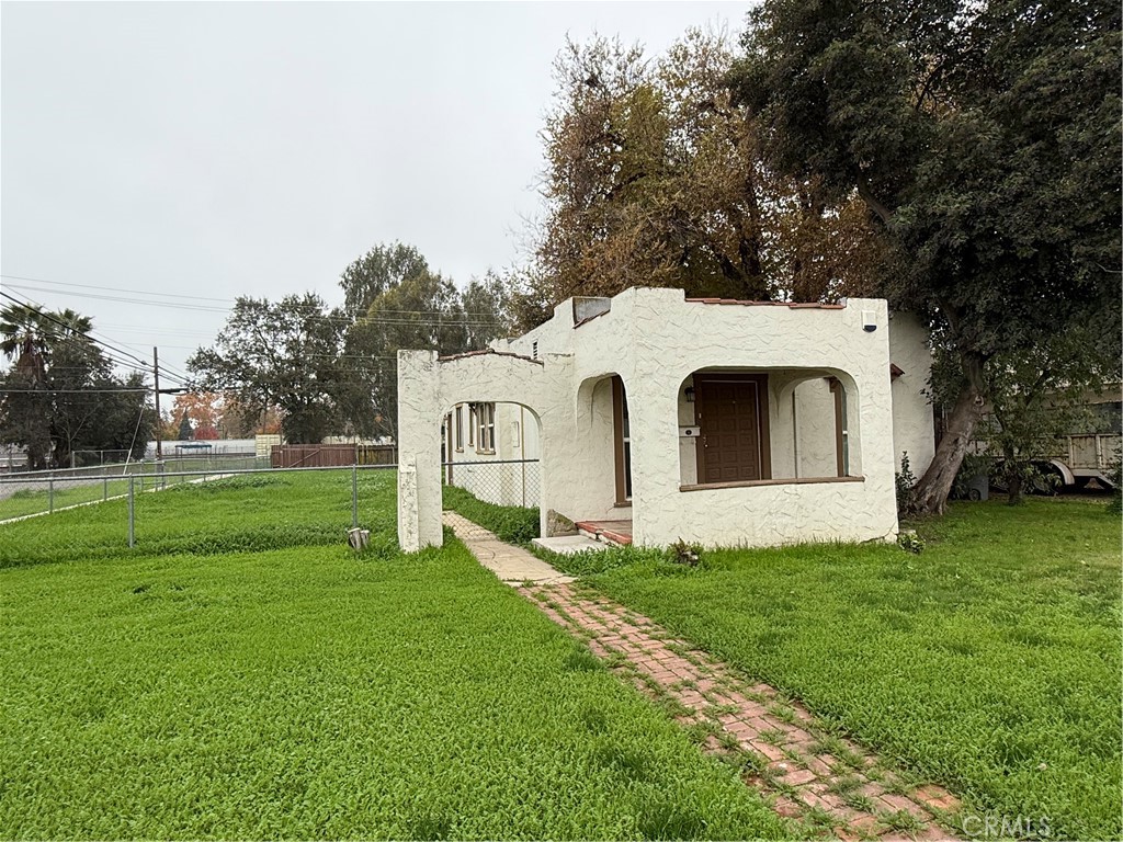 204 W 25th, Merced, CA 95340