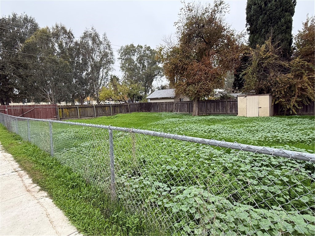 204 W 25th, Merced, CA 95340