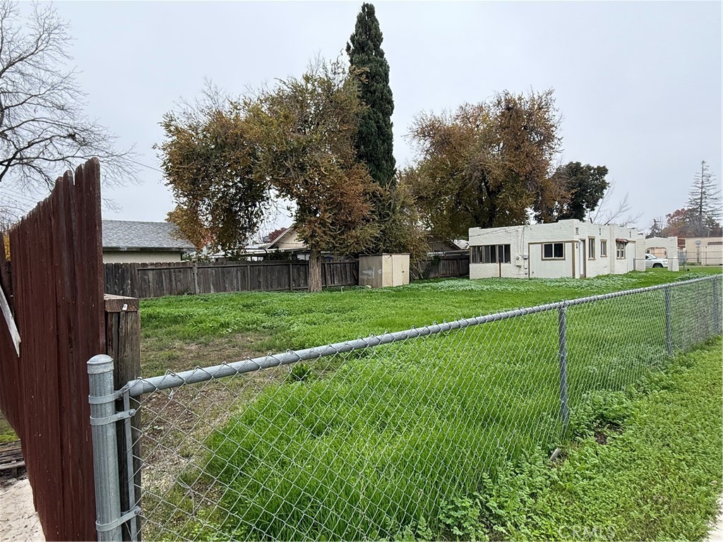 204 W 25th, Merced, CA 95340