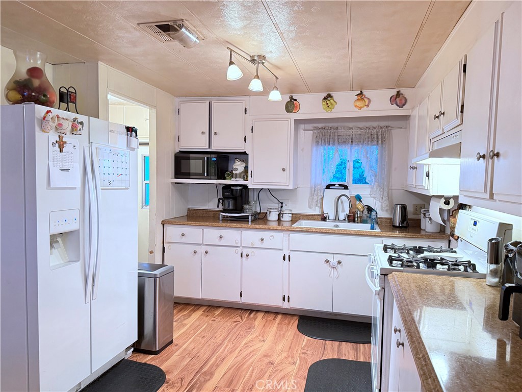 2500 N Highway 59 #70, Merced, CA 95348