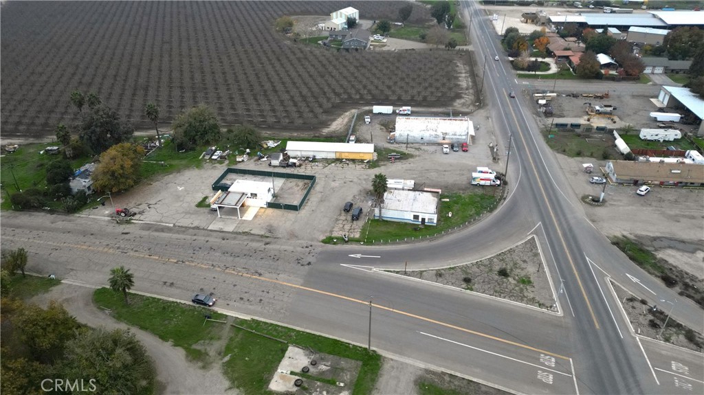 7973 7975 Azusa, Dos Palos, CA 93620