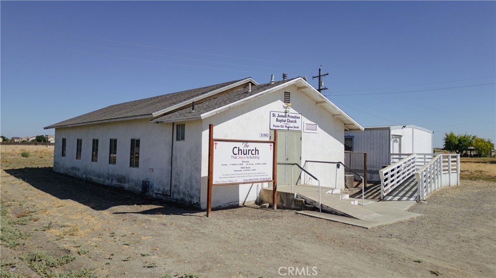 21562 Reynolds Ave, Dos Palos, CA 93620