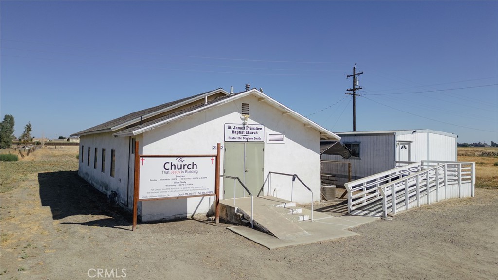 21562 Reynolds Ave, Dos Palos, CA 93620