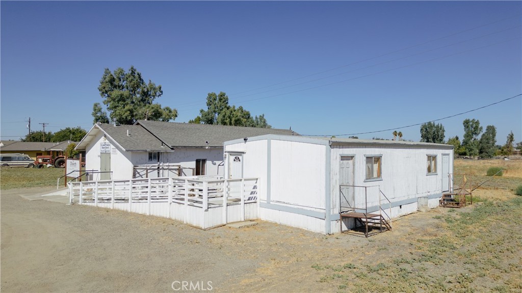 21562 Reynolds Ave, Dos Palos, CA 93620