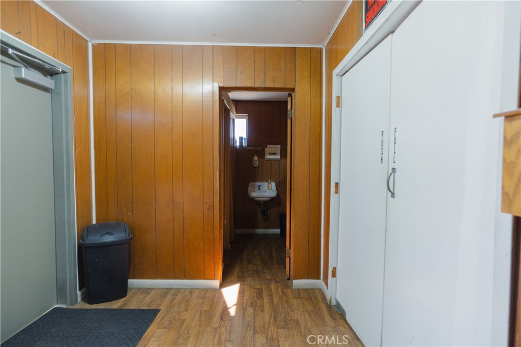 21562 Reynolds Ave, Dos Palos, CA 93620