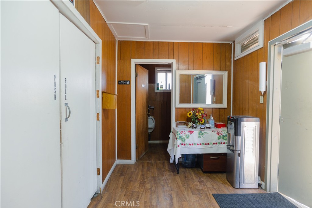 21562 Reynolds Ave, Dos Palos, CA 93620