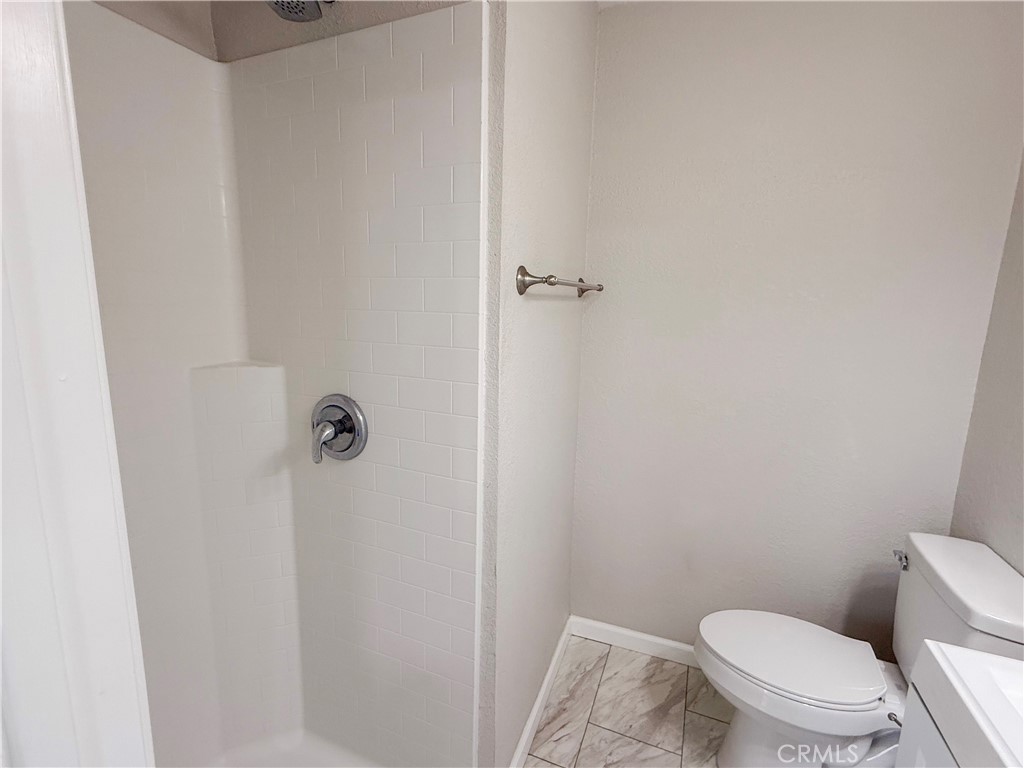 16486 Mahogany Way, Delhi, CA 95315