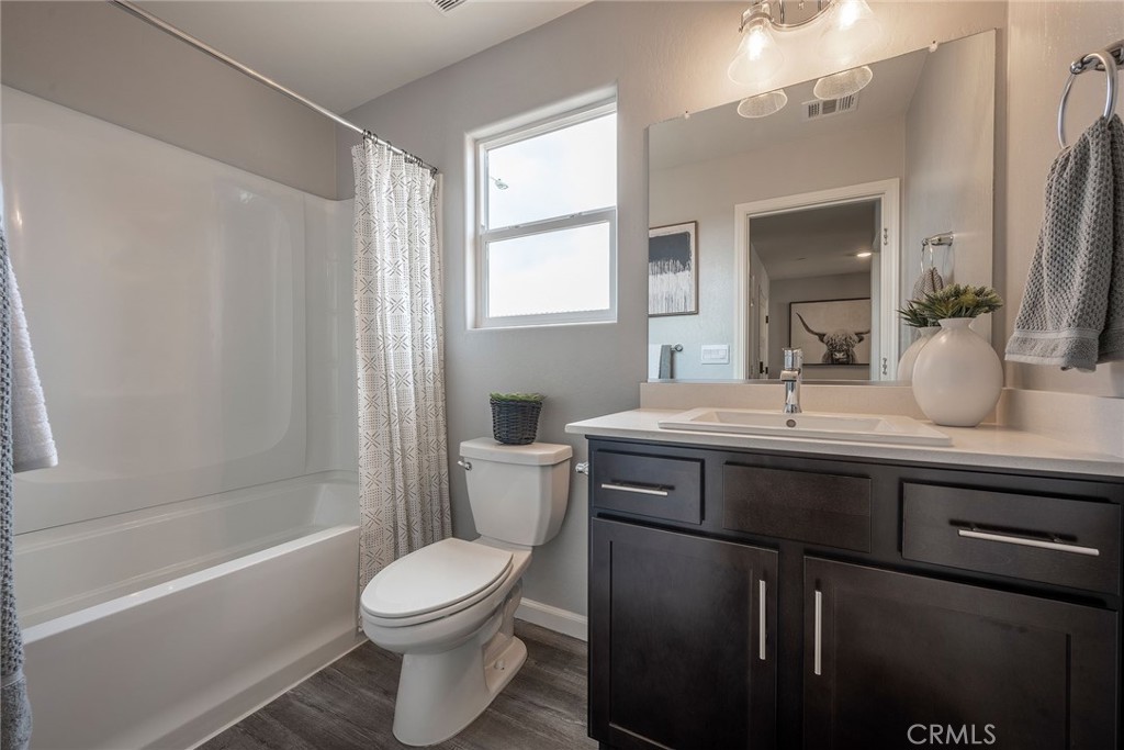 101 River Oak Dr #172 SE, Merced, CA 95341