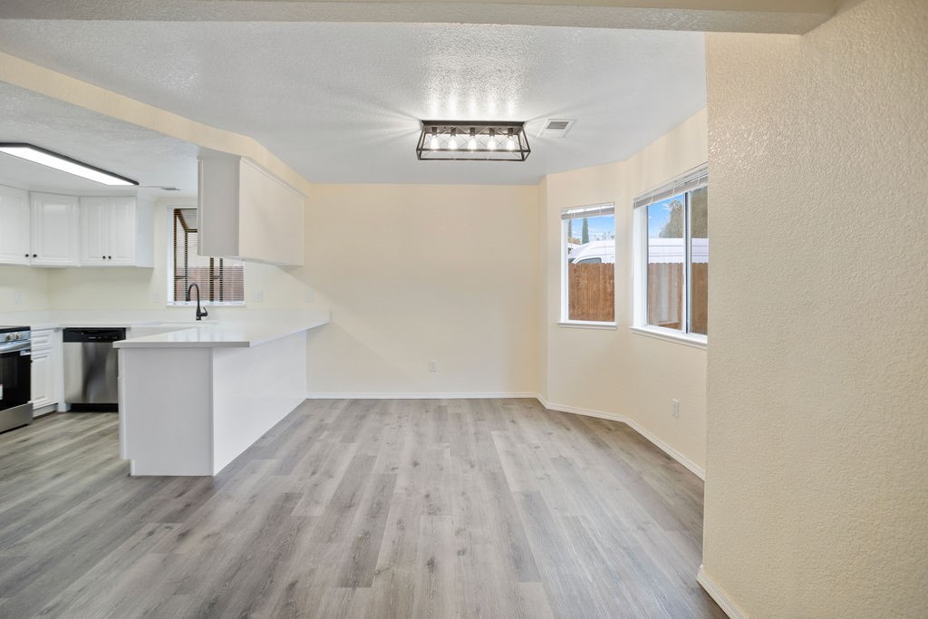 1743 Woodworth Ave, Modesto, CA 95351