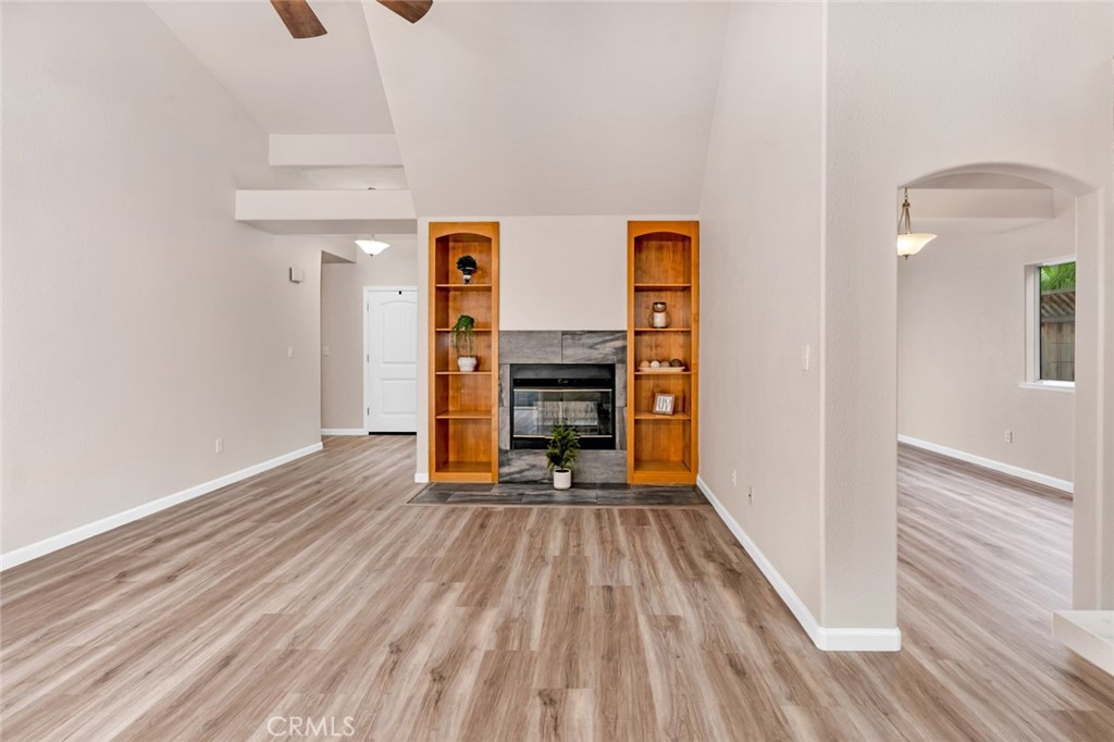 744 Bluff, Los Banos, CA 93635