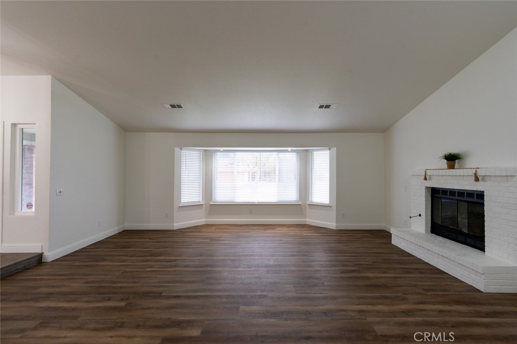 899 La Jolla Way, Merced, CA 95348