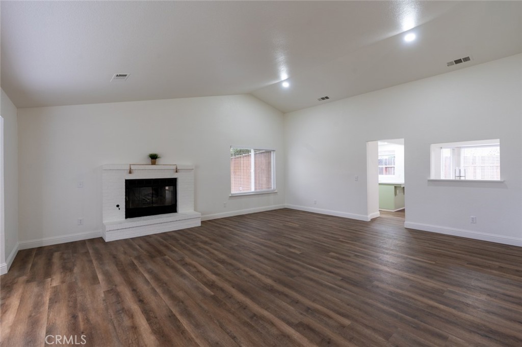 899 La Jolla Way, Merced, CA 95348