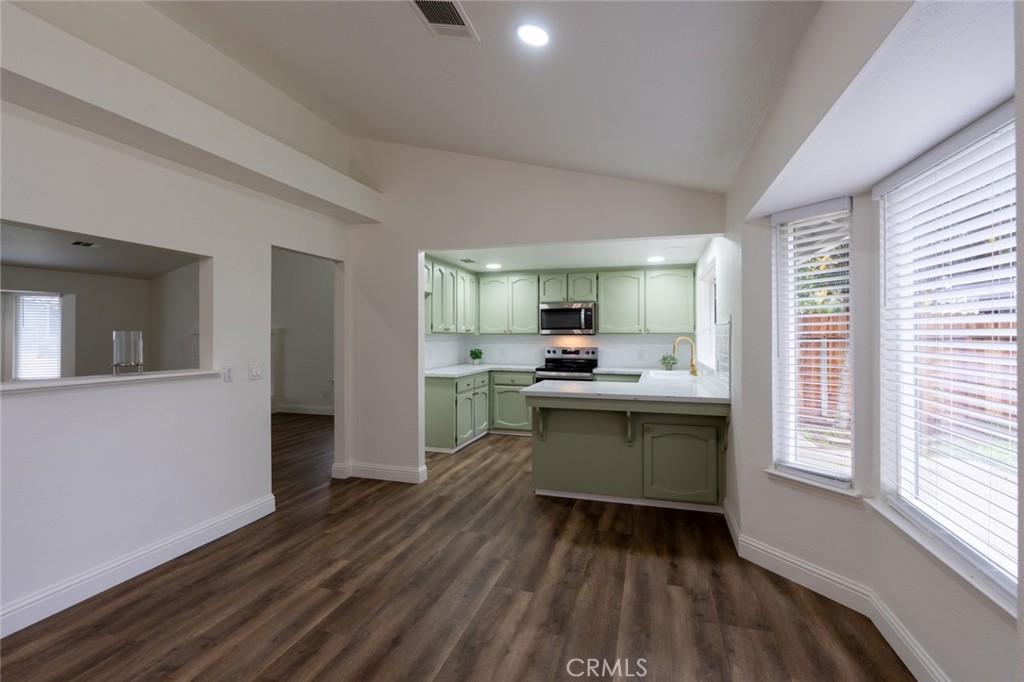 899 La Jolla Way, Merced, CA 95348