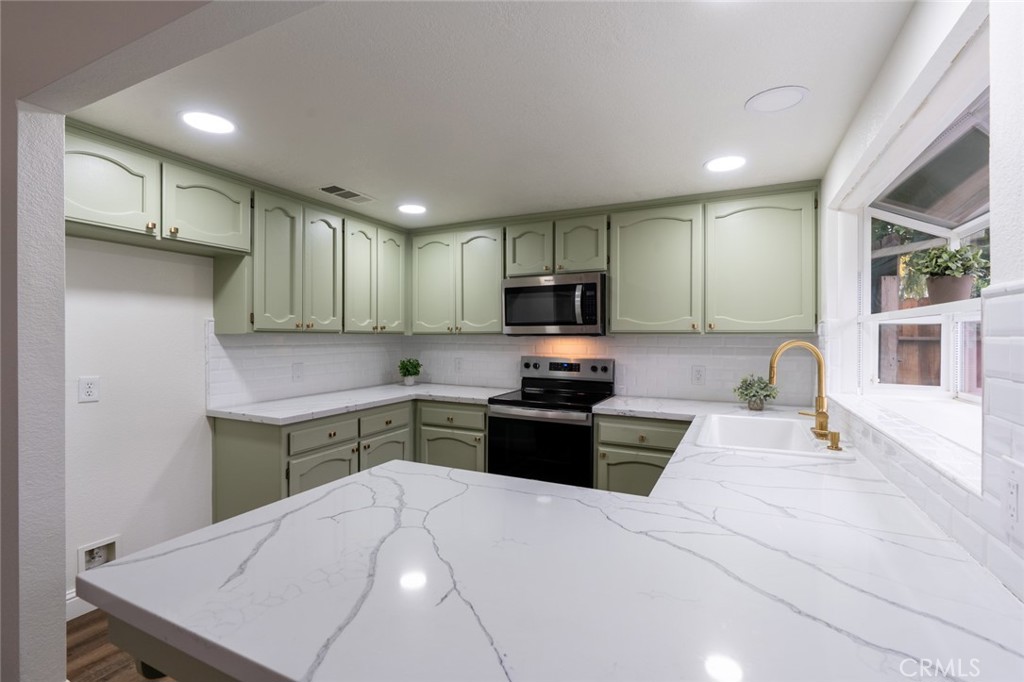 899 La Jolla Way, Merced, CA 95348