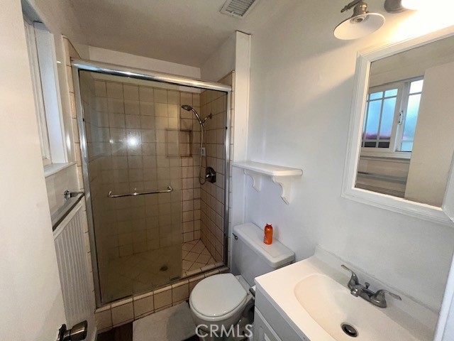 1880 Barnett, Merced, CA 95340