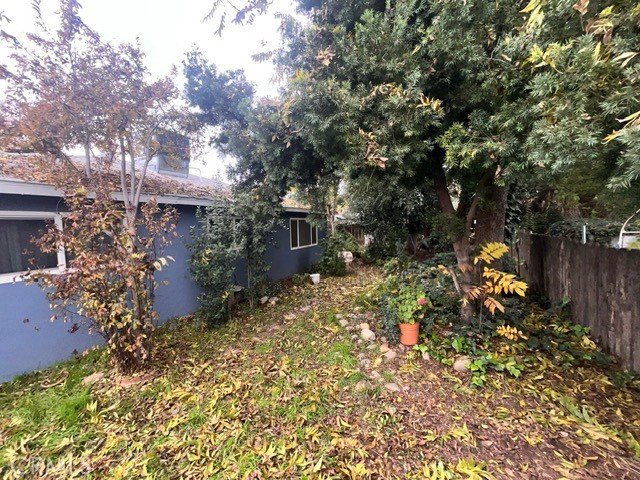 1880 Barnett, Merced, CA 95340