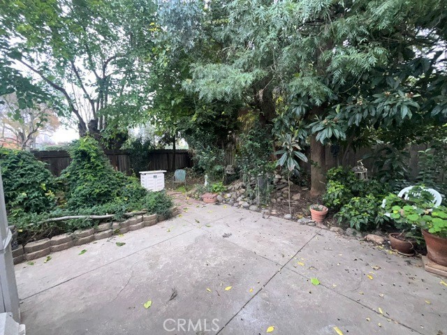 1880 Barnett, Merced, CA 95340