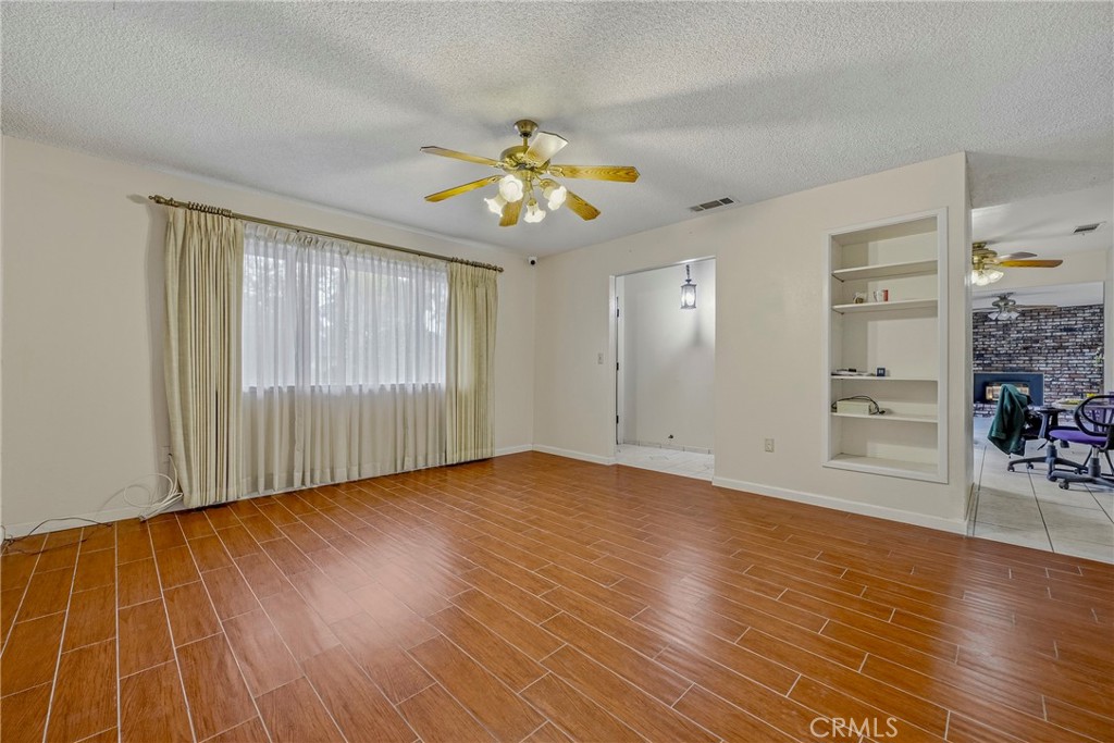 3447 La Jolla, Merced, CA 95348