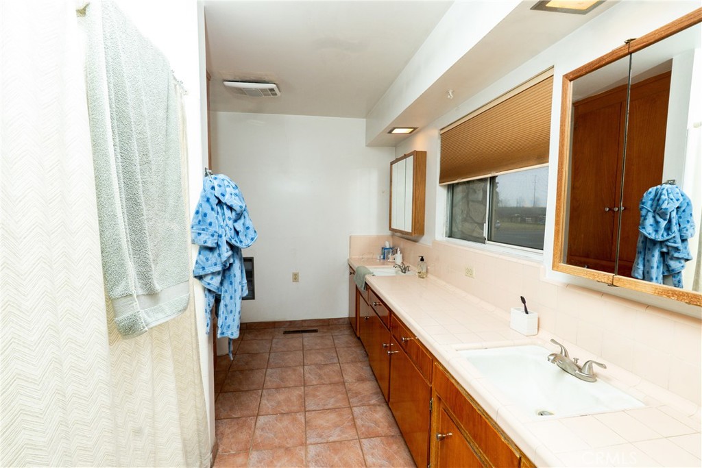 25565 Road 13, Chowchilla, CA 93610