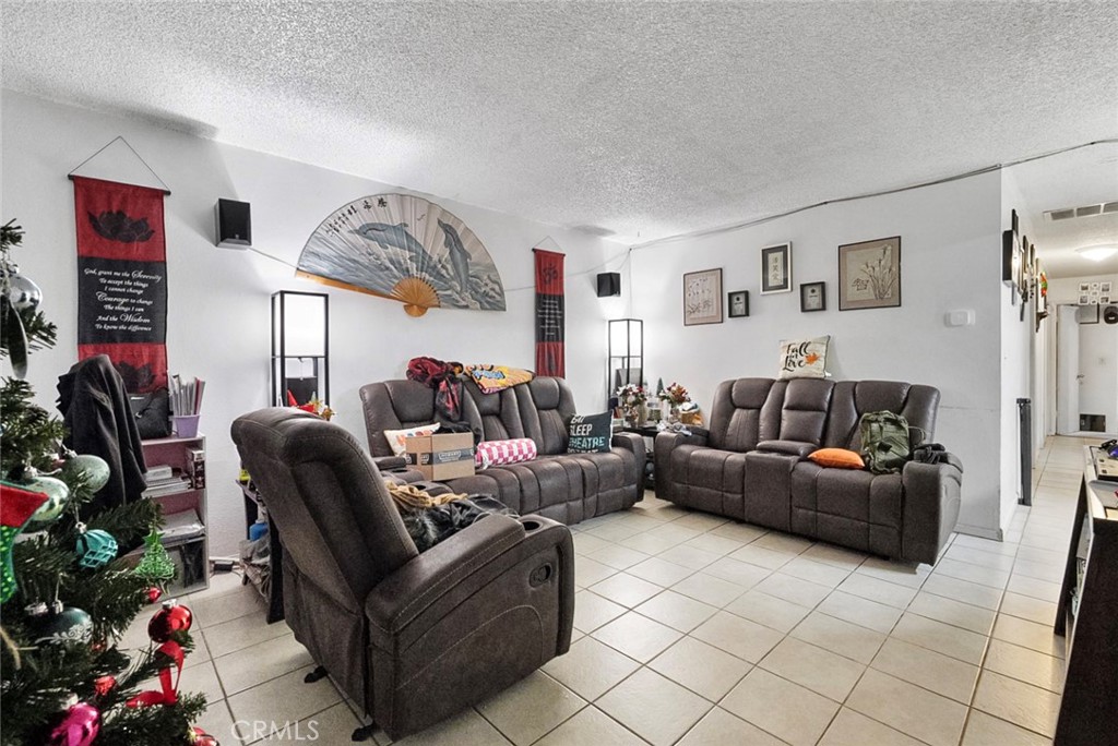 6700 Rex, Winton, CA 95388