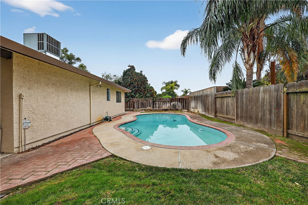 2480 Palora, Atwater, CA 95301
