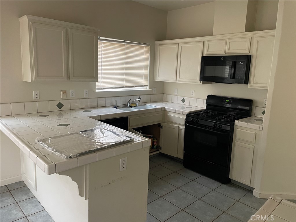 2103 Kennedy Ct, Chowchilla, CA 93610