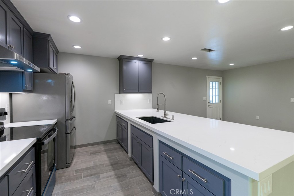 1821 W 8th St, Merced, CA 95341