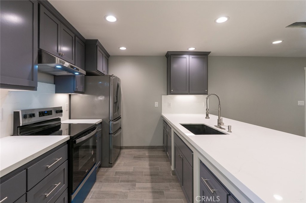 1821 W 8th St, Merced, CA 95341