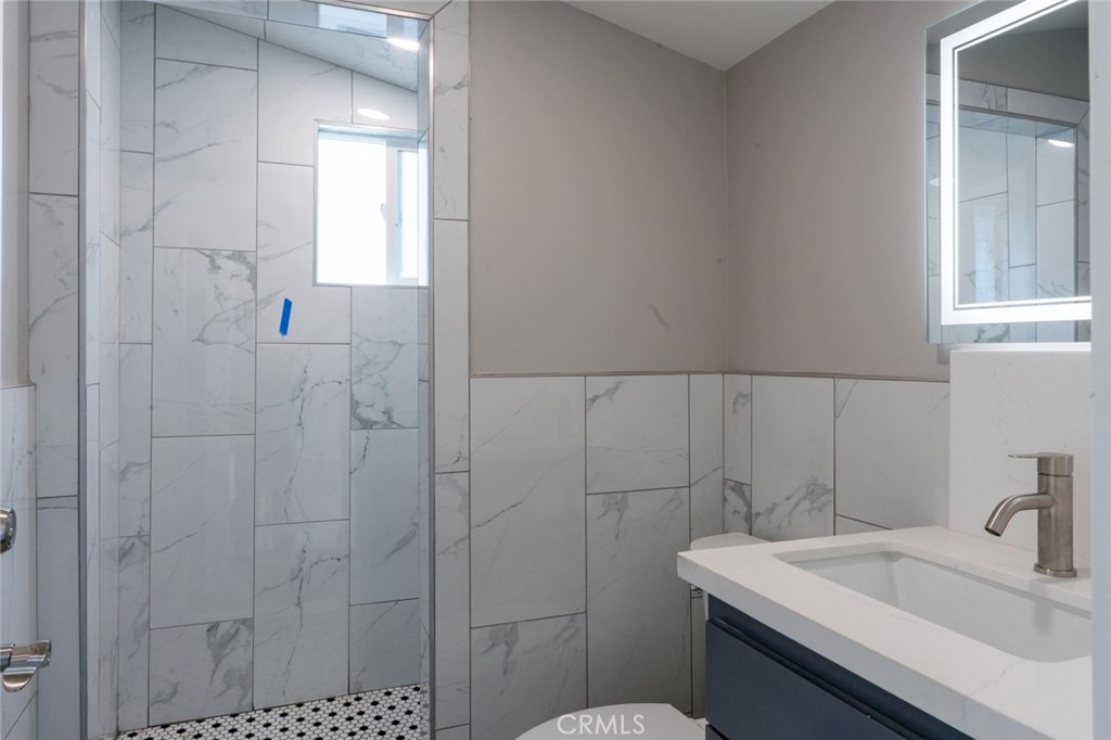 1821 W 8th St, Merced, CA 95341