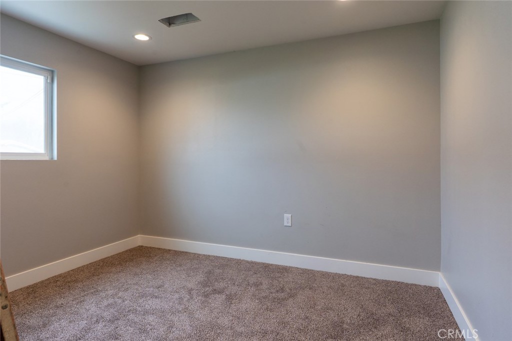 1821 W 8th St, Merced, CA 95341