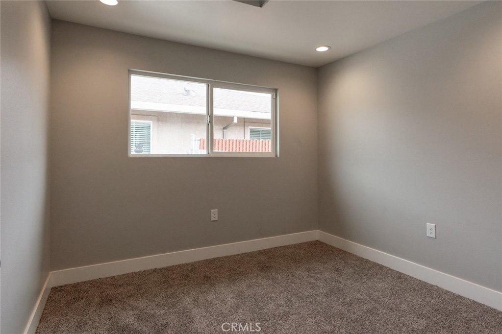 1821 W 8th St, Merced, CA 95341